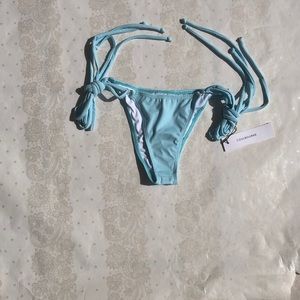 Selling a large coulbourne bottom NWT